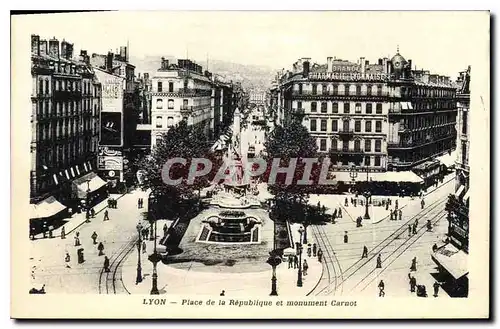 Cartes postales Lyon Place de la Republique et monument Carnot
