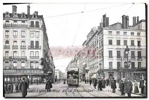 Cartes postales Lyon Rue de la Republique Tramway Byrrh