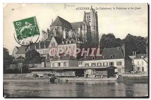 Cartes postales Auxerre La Cathedrale laPrefecture et les Quais