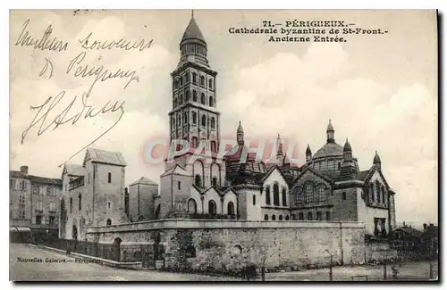 Cartes postales Perigueux Cathedrale byzantine de St Front Ancienne Entree