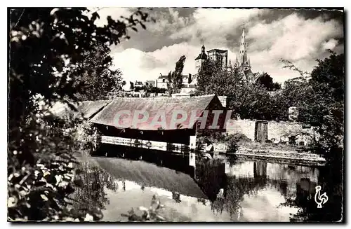 Ansichtskarte AK Guingamp C du N La Basilique Notre Dame de Bon Secours et Vieux