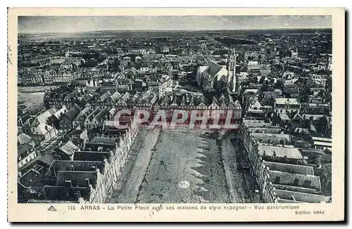 Cartes postales Arras La Petite avec ses maisons de style espagnol Vue panoramique