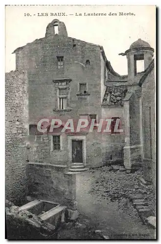 Cartes postales Les Baux La Lanterne des Morts