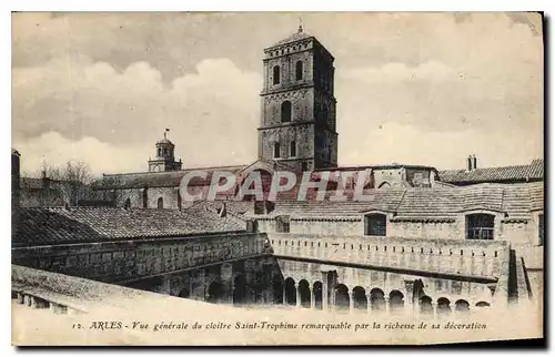 Cartes postales Arles Vue generale du cloitre Saint Trophime remarquable par le richesse de sa decoration