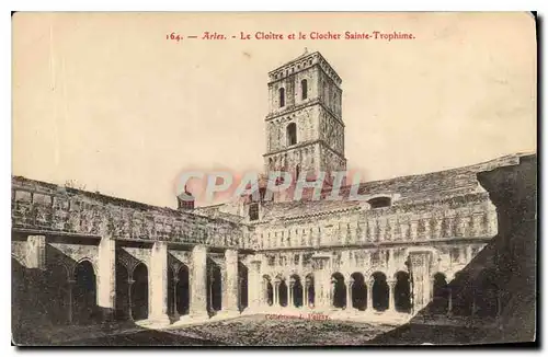 Cartes postales Arles Le Cloitre et le Clocher Sainte Trophime