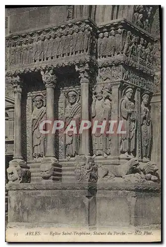 Cartes postales Arles Eglise Saint Trophime Statues du Porche