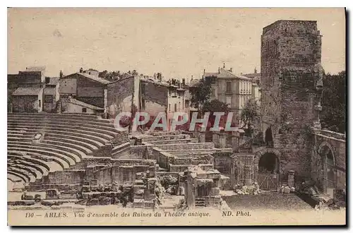 Ansichtskarte AK Arles Vue d'ensemble des Ruines du Theatre antique