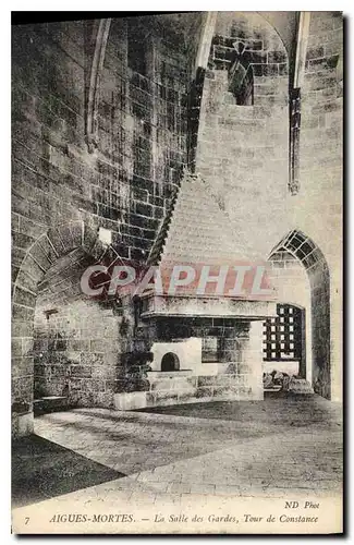 Cartes postales Aigues Mortes La Salle des Gardes Tour de Constance