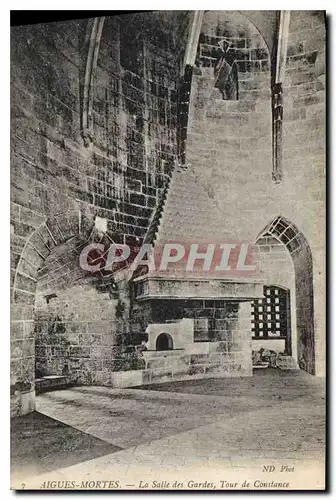 Cartes postales Aigues Mortes La Salle des Gardes Tour de Constance