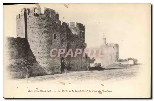 Ansichtskarte AK Aigues Mortes La Porte de la Gardette et la Tour de Constance