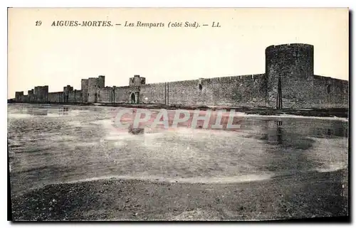 Cartes postales Aigues Mortes Les Remparts cote Sud