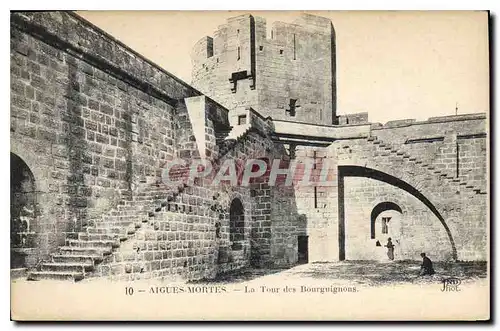 Cartes postales Aigues Mortes La Tour des Bourguignons