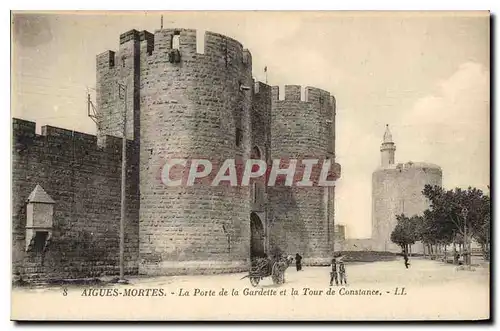 Ansichtskarte AK Aigues Mortes La Porte de la Gardette et la Tour de Constance