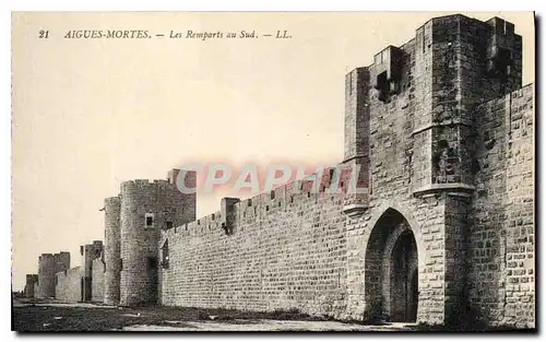 Cartes postales Aigues Mortes Les Remparts au Sud