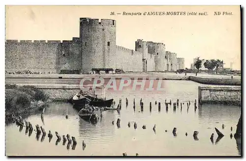 Cartes postales Remparts d'Aigues Mortes cote sud