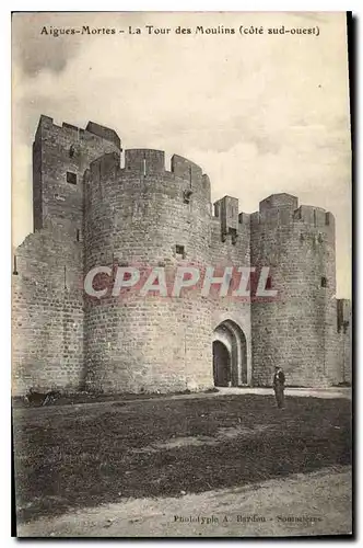 Cartes postales Aigues Mortes La Tour des Moulins cote sud ouest