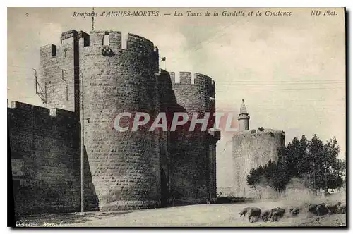 Cartes postales Remparts d'Aigues Mortes Les Tours de la Gardette et de Constance