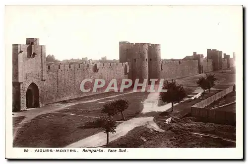 Cartes postales Aigues Mortes Remparts Face Sud