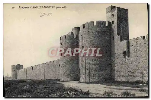 Cartes postales Remparts d'Aigues Mortes cote est