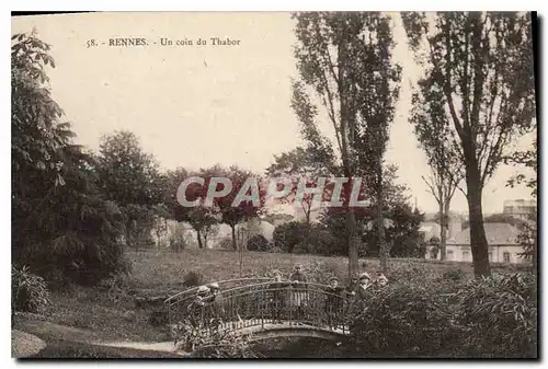 Ansichtskarte AK Rennes Un coin du Thabor