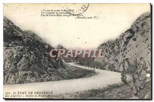 Cartes postales St Remy de Provence les Alpilles Defile de Peiro Malo