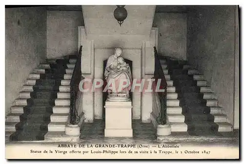 Ansichtskarte AK Abbaye de La Grande Trappe Orne l'Abbatiale Statue de la Vierge offerte par Louis Philippe lors