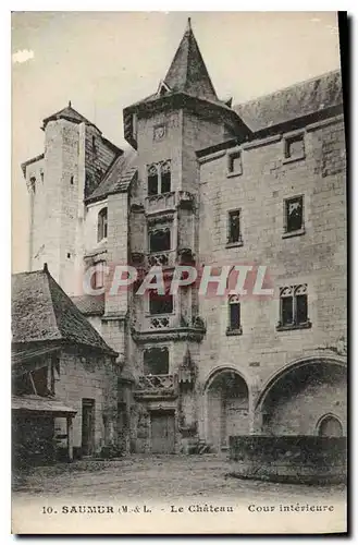 Ansichtskarte AK Saumur M et L Le Chateau Cour Interieure