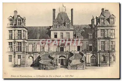 Cartes postales Palais de Fontainebleau L'Escalier du Fer a Cheval