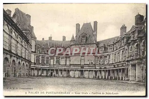 Cartes postales Palais de Fontainebleau Cour Ovale Pavillon de Saint Louis