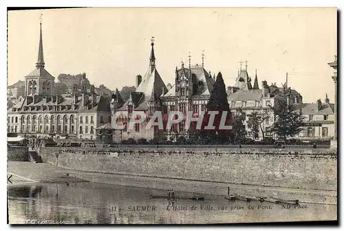 Cartes postales Saumur L'Hotel de Ville vue prise du Pont