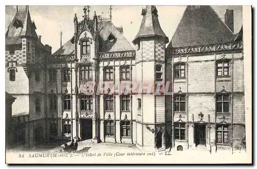 Cartes postales Saumur Maine et Loire L'Hotel de Ville Cour interieure