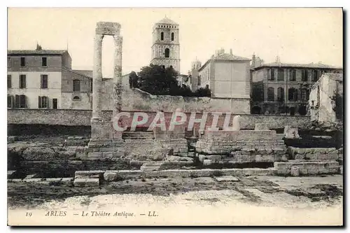 Cartes postales Arles Le Theatre Antique