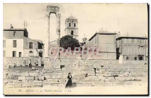 Cartes postales Arles Le Theatre Antique