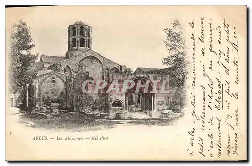 Cartes postales Arles Les Aliscamps