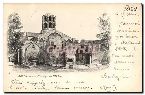 Cartes postales Arles Les Aliscamps