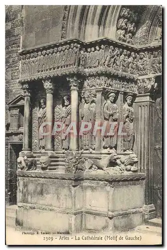 Cartes postales Arles Cathedrale Motif de Gauche