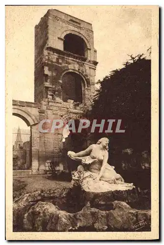 Ansichtskarte AK Arles sur Rhone Jardin Public Statue de Niobe