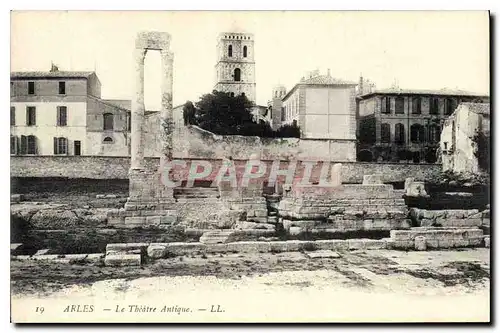 Cartes postales Arles Le Theatre Antique