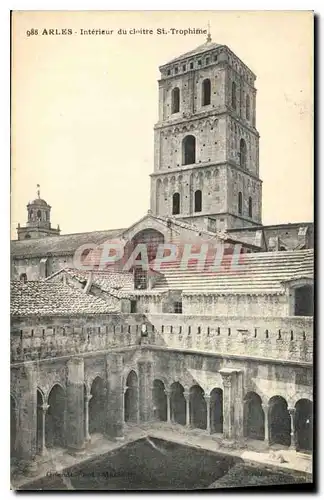 Cartes postales Arles Interieur du Cloitre Saint Trophime