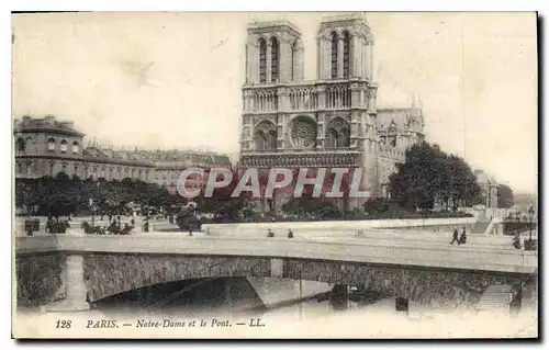 Cartes postales Paris Notre Dame et le Pont