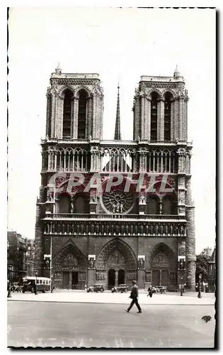 Cartes postales moderne Paris Notre Dame