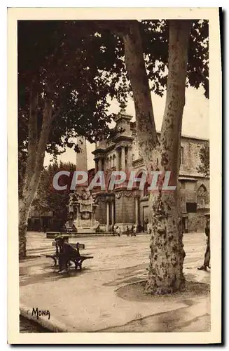 Ansichtskarte AK Aix en Provence La Place des Precheurs et l'Eglise Ste Marie Madeleine