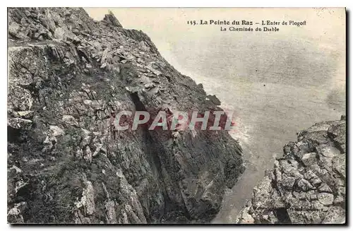 Ansichtskarte AK La Pointe du Raz l'Enter de Plogoff La Cheminee du Diable