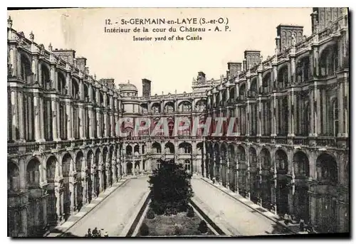 Cartes postales St Germain en Laye S et O Interieur de la Cour du Chateau