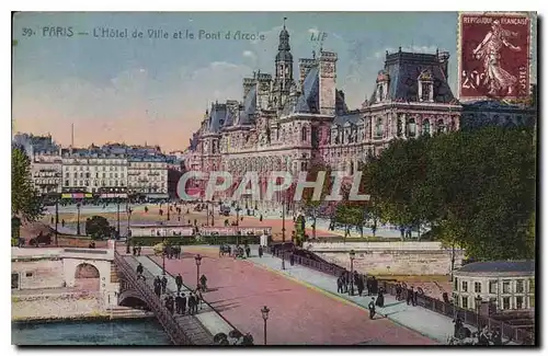 Cartes postales Paris L'Hotel de Ville et le Pont d'Arcole