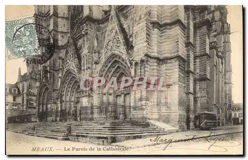 Cartes postales Meaux Le Parvis de la Cathedrale