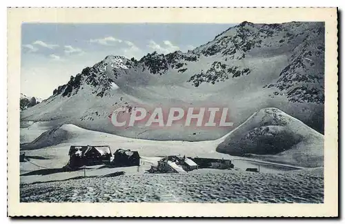 Cartes postales Dauphine Le Lautaret (2075 m) les Hotels et le Combeynot en hiver