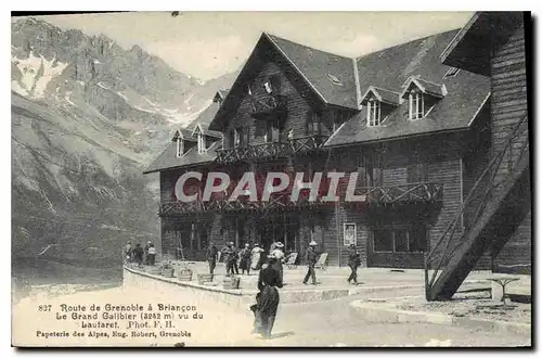 Cartes postales Route de Grenoble a Briancon le Grand Galibier (3242 m) vu du Lautaret