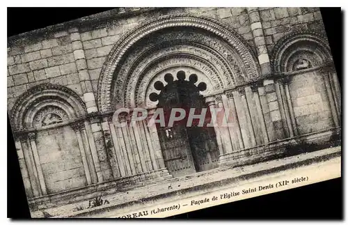 Cartes postales Montmoreau (Charente) Facade de l'Eglise Saint Denis (XIIe s)