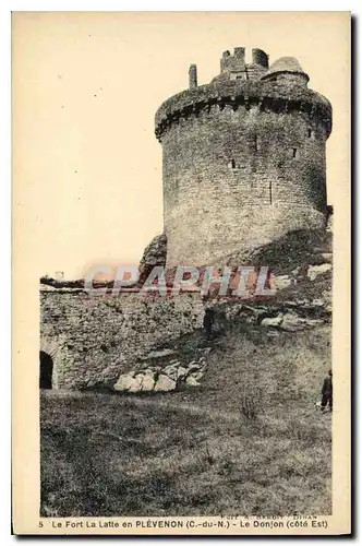 Cartes postales Le Fort la Latte en Plevenon (C du N) le Donjon (Cote Est)